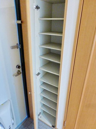 ドゥベルジュールの物件内観写真